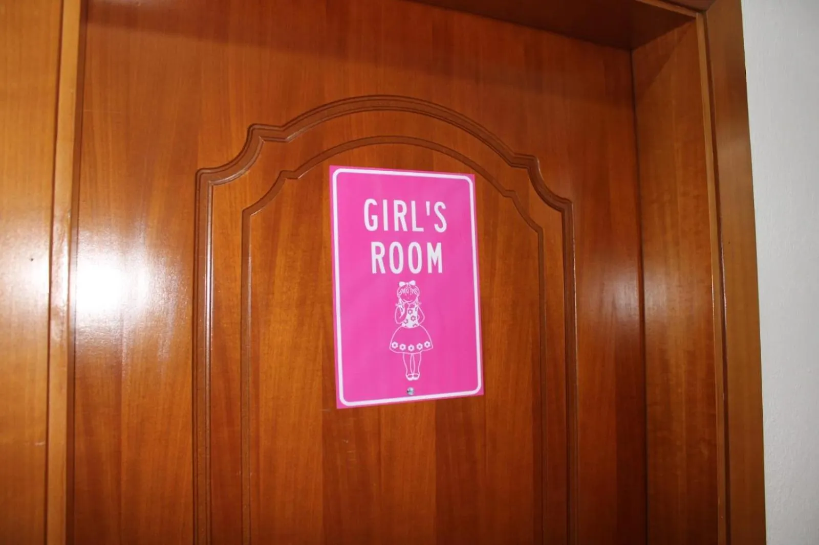 Crew Hostel تيرانا